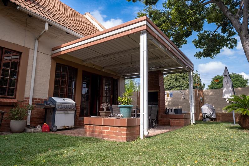 3 Bedroom Property for Sale in Equestria Gauteng