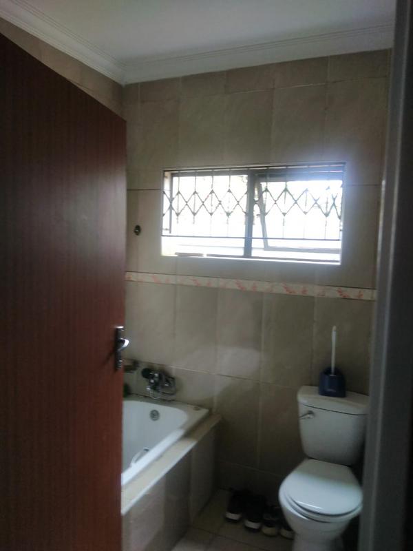 3 Bedroom Property for Sale in Dobsonville Gauteng
