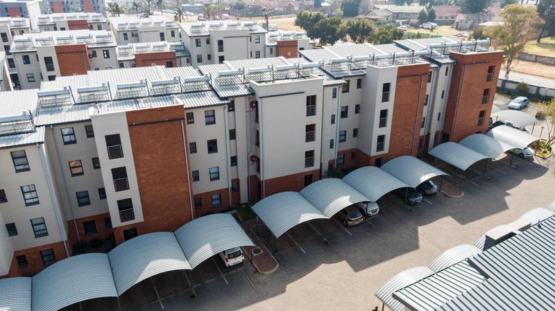 1 Bedroom Property for Sale in Sebenza Gauteng