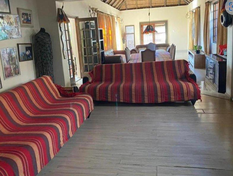 6 Bedroom Property for Sale in Orange Grove Gauteng