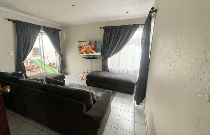 2 Bedroom Property for Sale in Celtisdal Gauteng