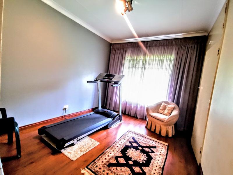 4 Bedroom Property for Sale in Annlin Gauteng