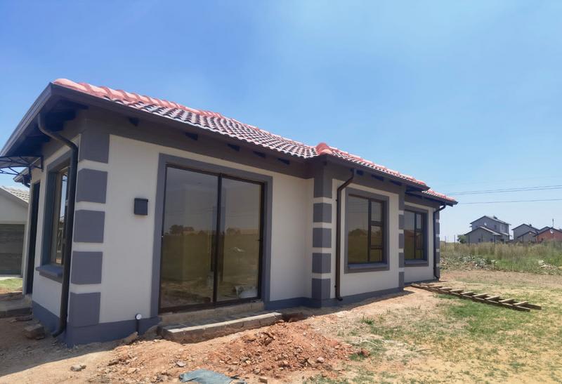 3 Bedroom Property for Sale in Crystal Park Gauteng