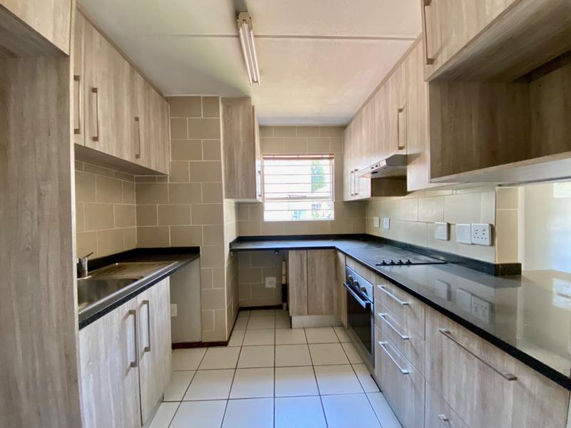 2 Bedroom Property for Sale in Sandown Gauteng