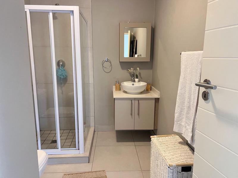 1 Bedroom Property for Sale in Carlswald Gauteng