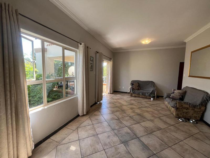 To Let 2 Bedroom Property for Rent in Olympus Gauteng
