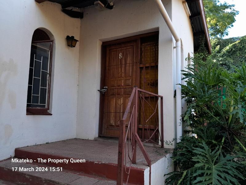 5 Bedroom Property for Sale in Proclamation Hill Gauteng