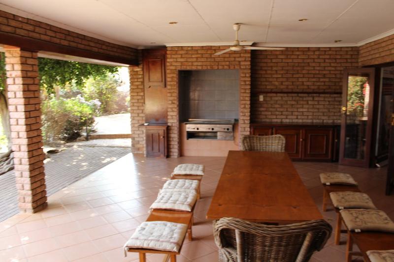 To Let 5 Bedroom Property for Rent in Glenferness Gauteng