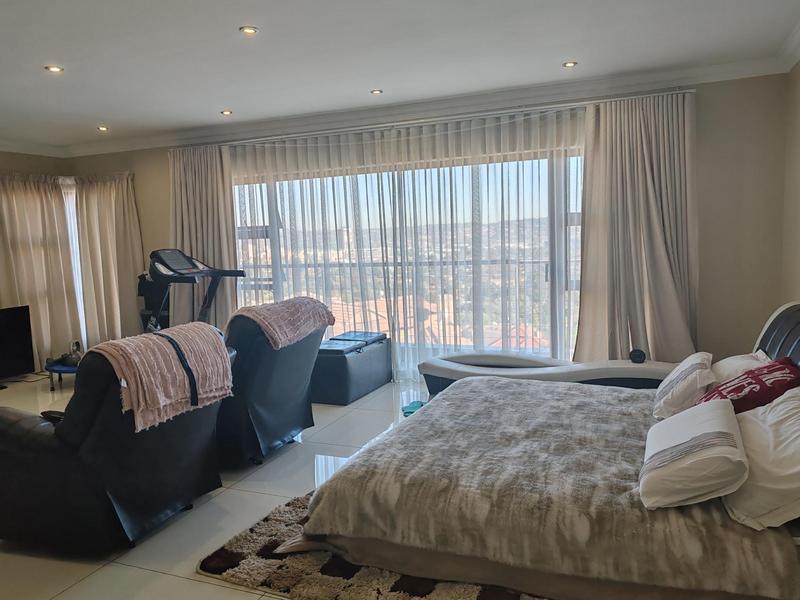 To Let 5 Bedroom Property for Rent in Bedfordview Gauteng