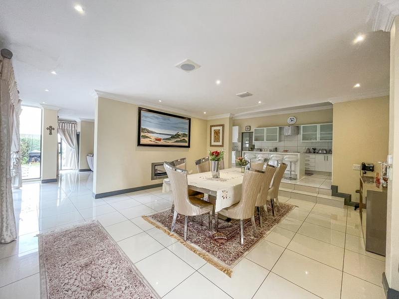6 Bedroom Property for Sale in Midstream Ridge Gauteng