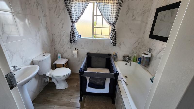 3 Bedroom Property for Sale in Annlin Gauteng