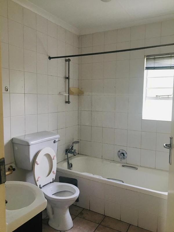 2 Bedroom Property for Sale in Bedfordview Gauteng