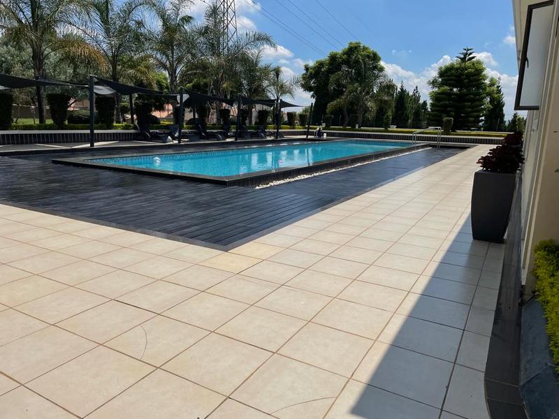 To Let 3 Bedroom Property for Rent in Broadacres Gauteng