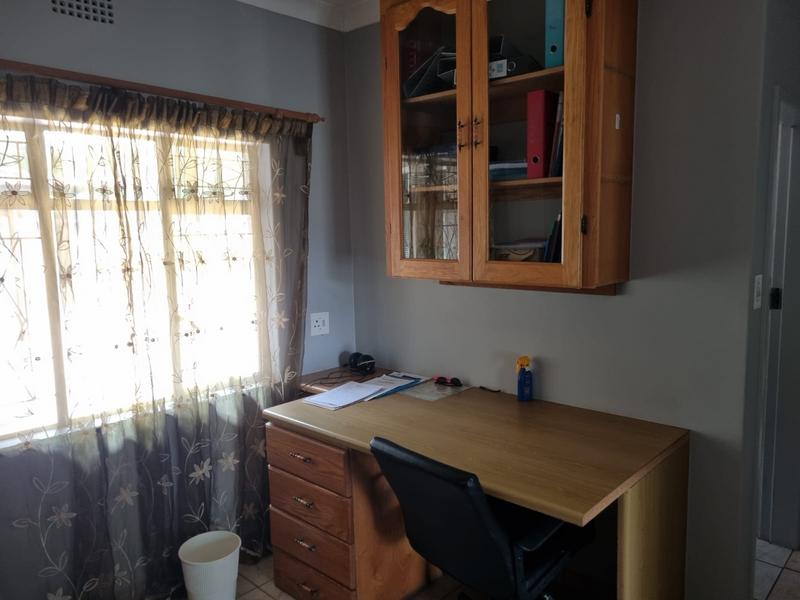 To Let 3 Bedroom Property for Rent in Lynnwood Glen Gauteng