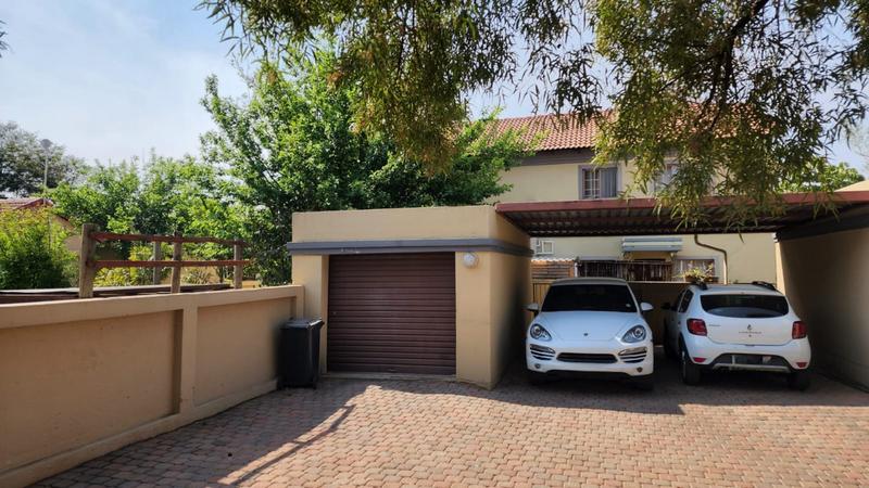 2 Bedroom Property for Sale in Annlin Gauteng