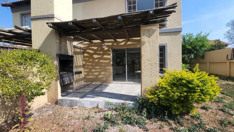 2 Bedroom Property for Sale in Annlin Gauteng