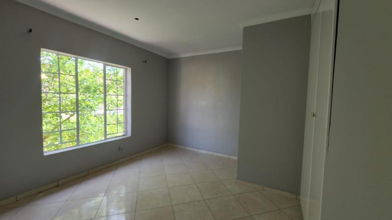 2 Bedroom Property for Sale in Annlin Gauteng