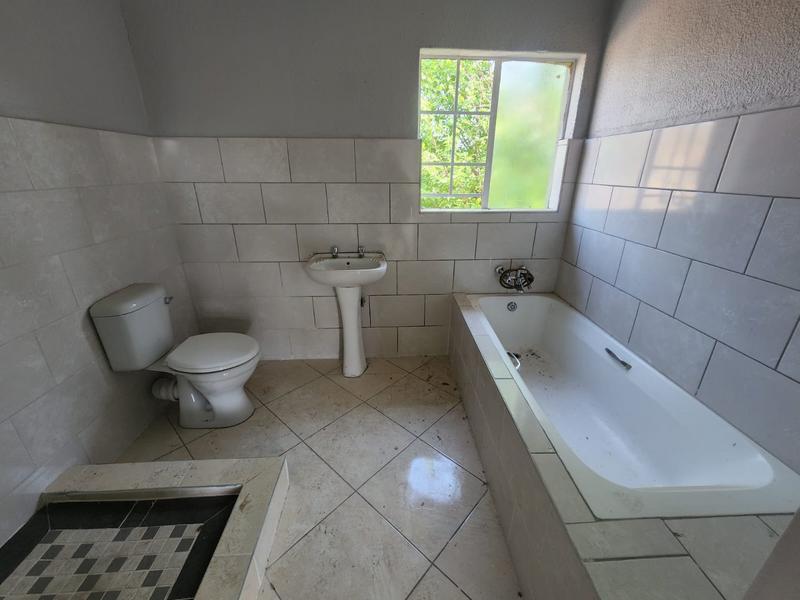 2 Bedroom Property for Sale in Annlin Gauteng