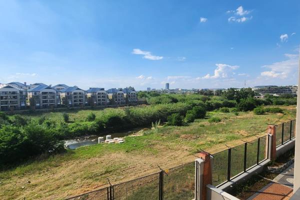 1 Bedroom Property for Sale in Waterfall Country Estate Gauteng