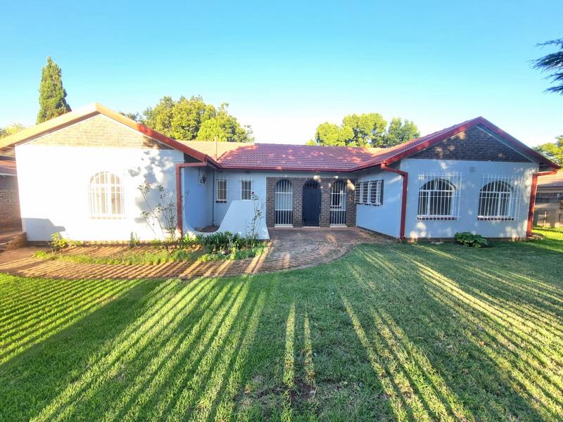 To Let 3 Bedroom Property for Rent in Golf Park Gauteng