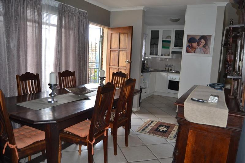 To Let 3 Bedroom Property for Rent in Eldoraigne Gauteng