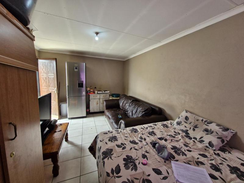 10 Bedroom Property for Sale in Tembisa Gauteng