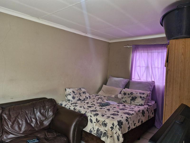 10 Bedroom Property for Sale in Tembisa Gauteng