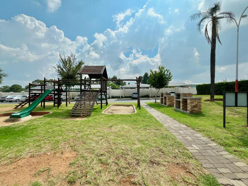 2 Bedroom Property for Sale in Carlswald Gauteng