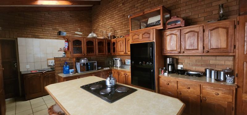 5 Bedroom Property for Sale in Ooster A H Gauteng