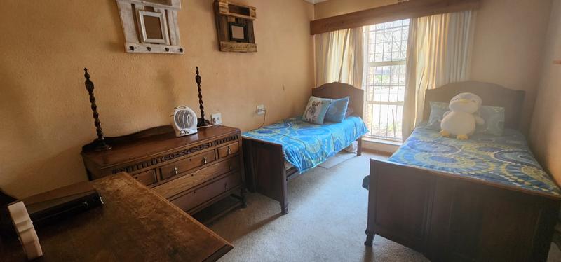 5 Bedroom Property for Sale in Ooster A H Gauteng