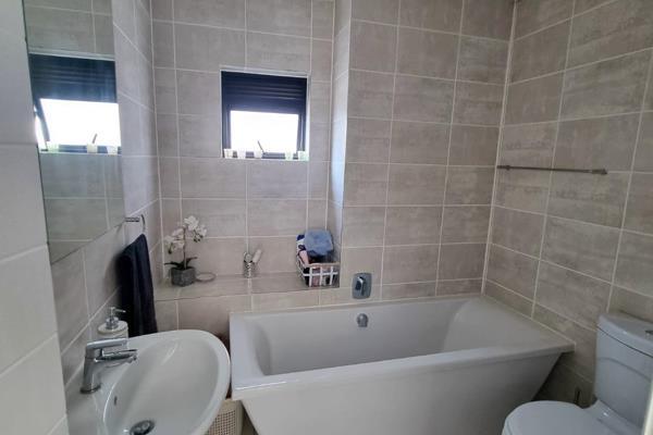 To Let 1 Bedroom Property for Rent in Linbro Park Gauteng