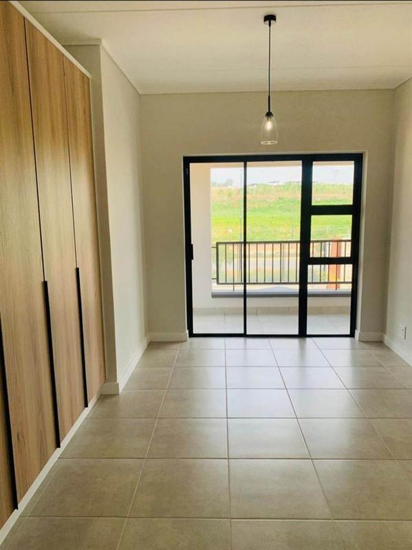 1 Bedroom Property for Sale in Waterfall Country Estate Gauteng