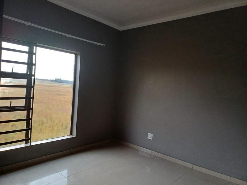 To Let 2 Bedroom Property for Rent in Roshnee Gauteng