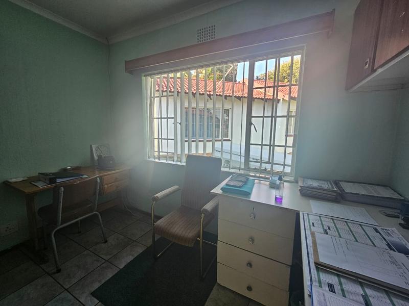 To Let 3 Bedroom Property for Rent in Van Riebeeck Park Gauteng