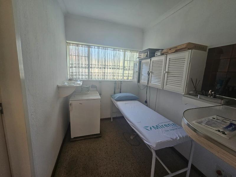 To Let 3 Bedroom Property for Rent in Van Riebeeck Park Gauteng