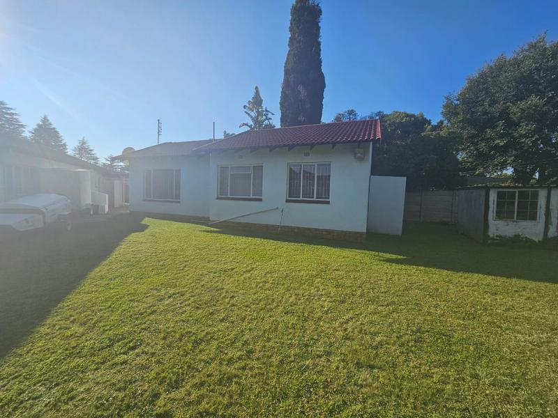 To Let 3 Bedroom Property for Rent in Van Riebeeck Park Gauteng