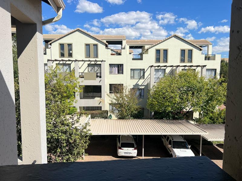 To Let 2 Bedroom Property for Rent in Lonehill Gauteng