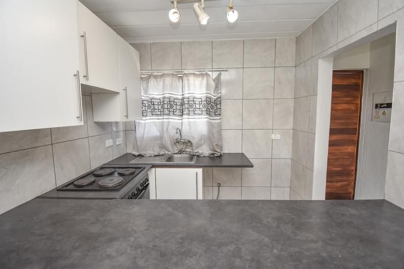 1 Bedroom Property for Sale in Morningside Gauteng