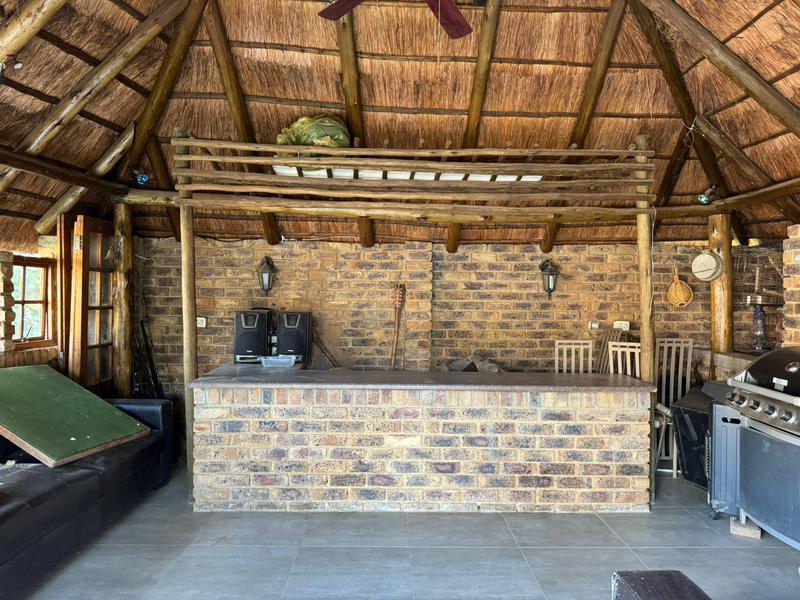 5 Bedroom Property for Sale in Heuweloord Gauteng