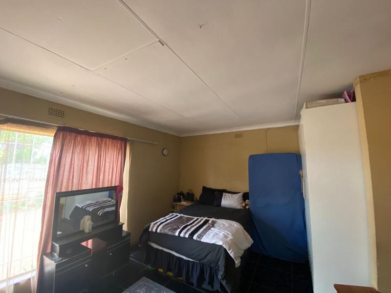 7 Bedroom Property for Sale in Birch Acres Gauteng