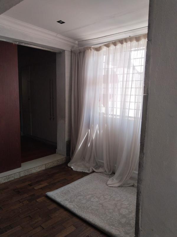 5 Bedroom Property for Sale in Kensington Gauteng