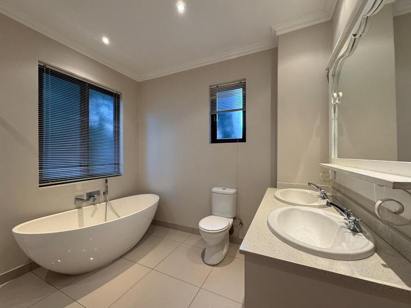 5 Bedroom Property for Sale in Fourways Gardens Gauteng