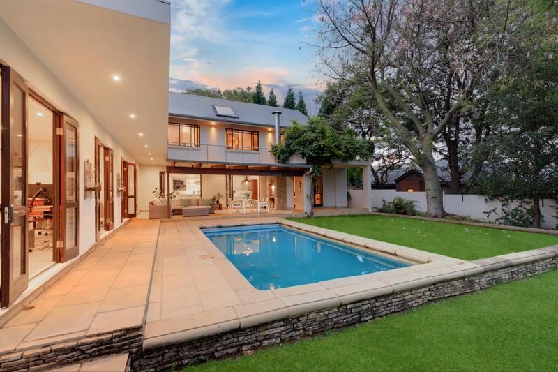 5 Bedroom Property for Sale in Fourways Gardens Gauteng