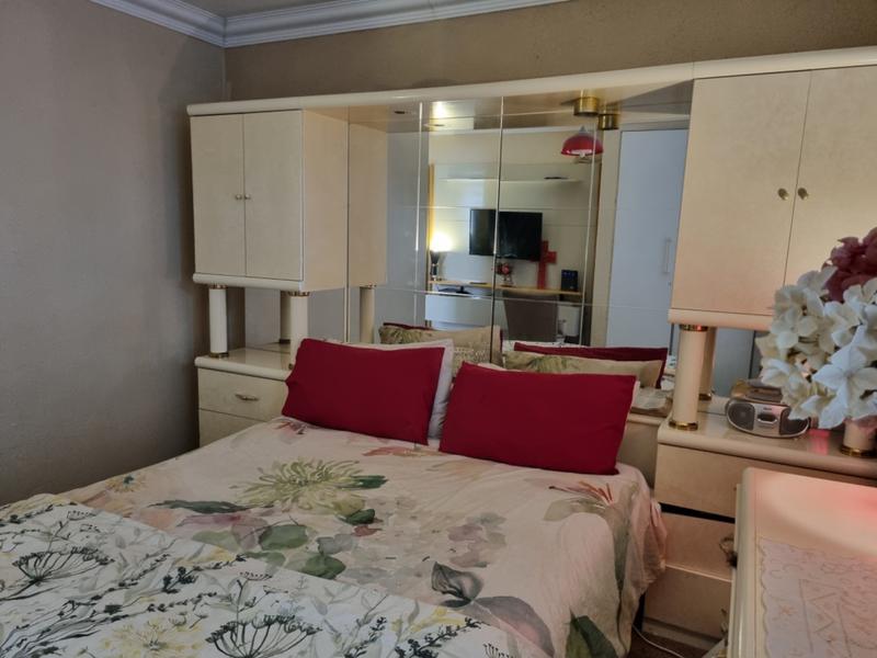 To Let 2 Bedroom Property for Rent in Discovery Gauteng