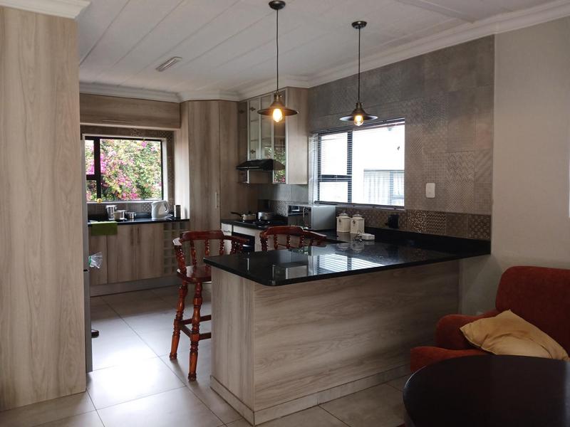 To Let 4 Bedroom Property for Rent in Weltevreden Park Gauteng