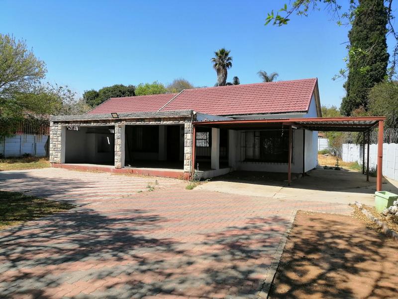 4 Bedroom Property for Sale in Esther Park Gauteng