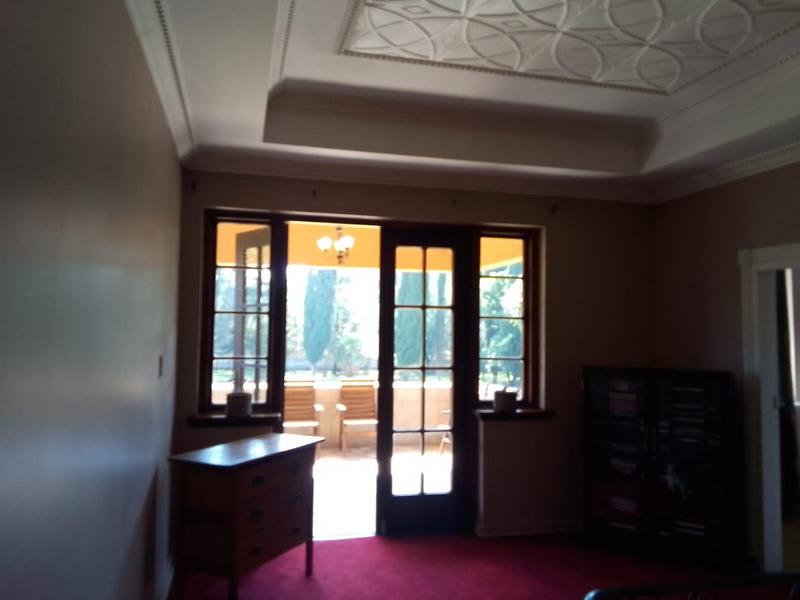 5 Bedroom Property for Sale in Unitas Park Gauteng