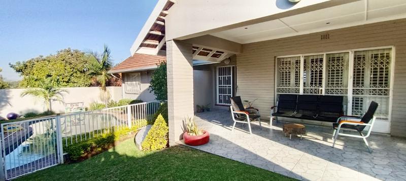 To Let 3 Bedroom Property for Rent in Sydenham Gauteng