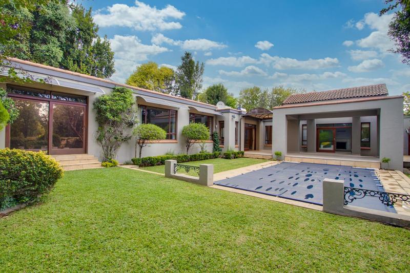 To Let 3 Bedroom Property for Rent in Fourways Gardens Gauteng