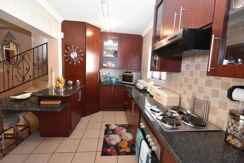 5 Bedroom Property for Sale in Noordheuwel Gauteng
